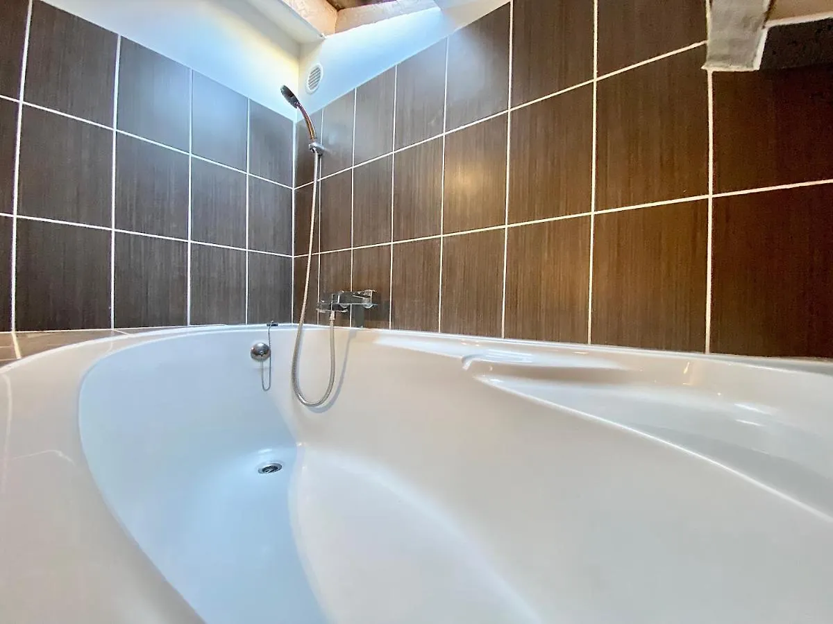 Apartment Lovely & Cozy Duplex Heart Of Nice With Bathtub!